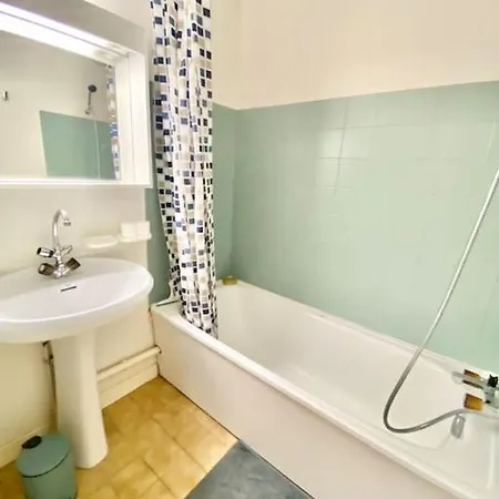 Appart Estivale Pr 4pax Acces Plage * Saint-Raphael (Var)