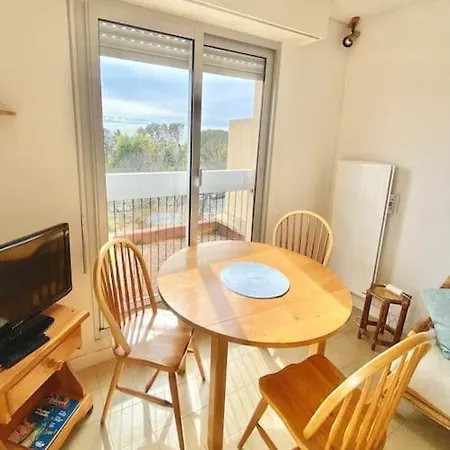 Apartment Appart Estivale Pr 4pax Acces Plage Saint-Raphael (Var)